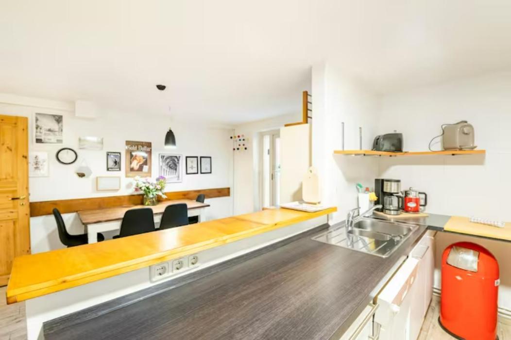 Gemuetliche 3-Zkb Wc Souterrainwohnung In Bestlage Hamburg-Harburg Exteriör bild